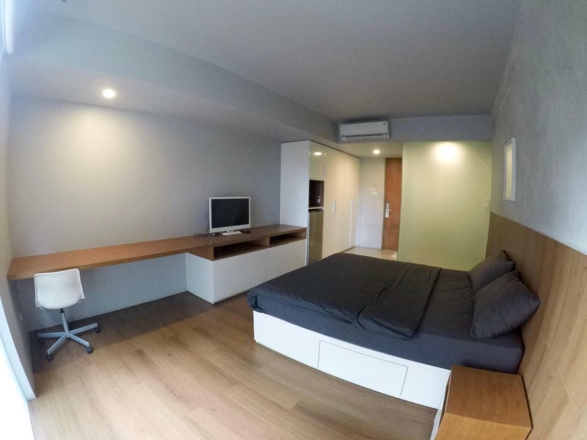 2510 Urbanliving Aparthotel Jakarta Buitenkant foto